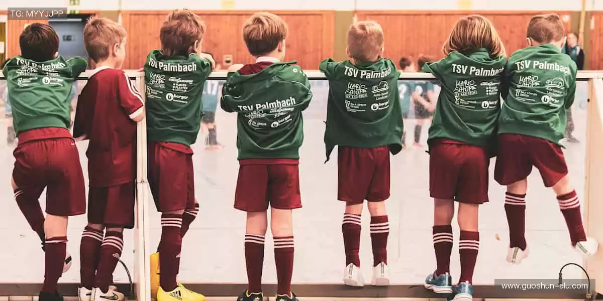 🚴‍♂️赛道上的风，由你我共同定义速度！